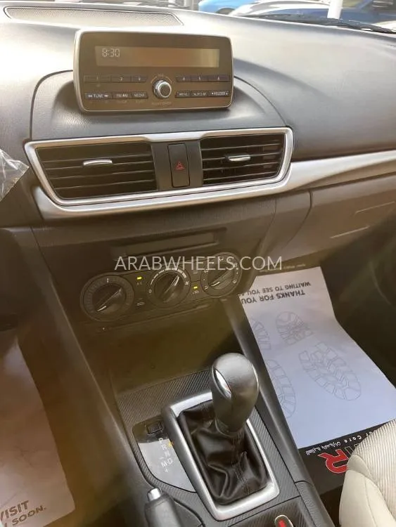 Mazda 3 2018 for Sale in Sharjah Image-6