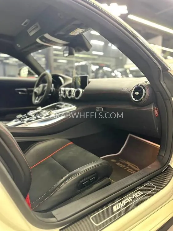 Mercedes Benz AMG GT 2015 for Sale in Dubai Image-4
