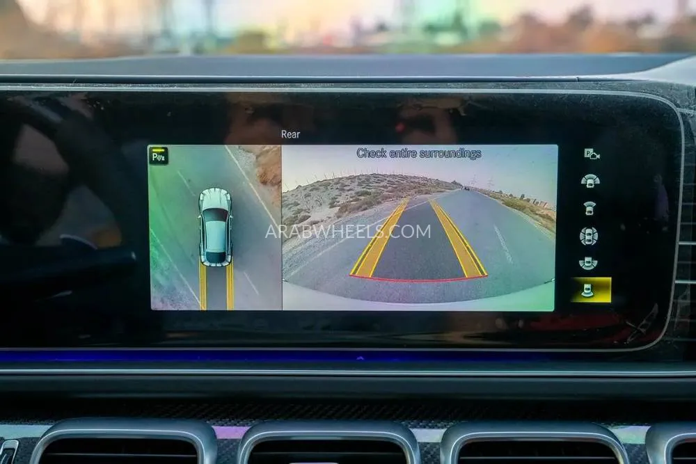 مرسيدس بنز GLE Class 2022 for Sale in الشارقة Image-2