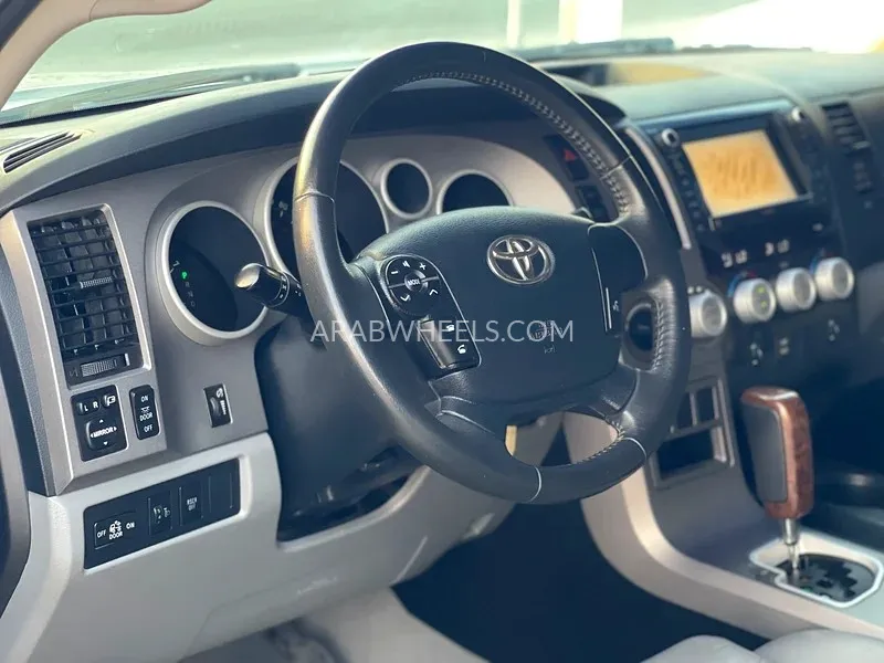 Toyota Tundra 2011 for Sale in Sharjah Image-13