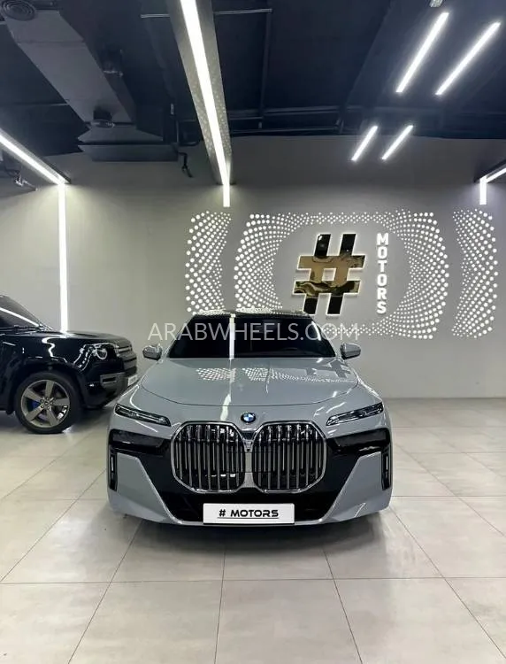 BMW 7 series 2023 for Sale in Dubai Image-17