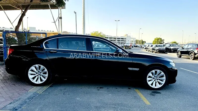 BMW 7 series 2010 for Sale in Dubai Image-7