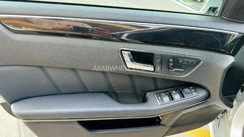 Mercedes Benz E Class 2012 for Sale in Dubai Image-10