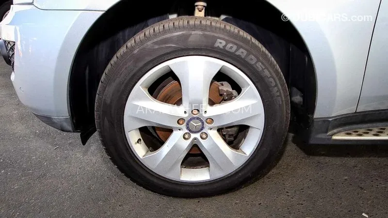 Mercedes Benz ML Class 2010 for Sale in Dubai Image-12