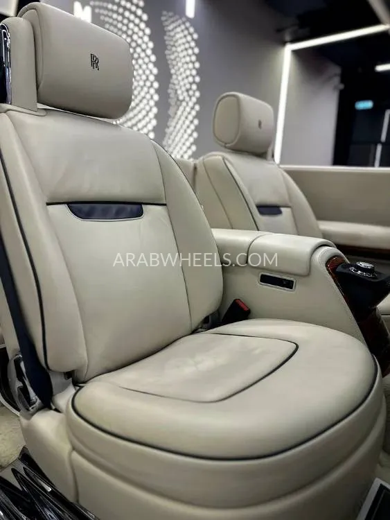 Rolls Royce Phantom 2011 for Sale in Dubai Image-13