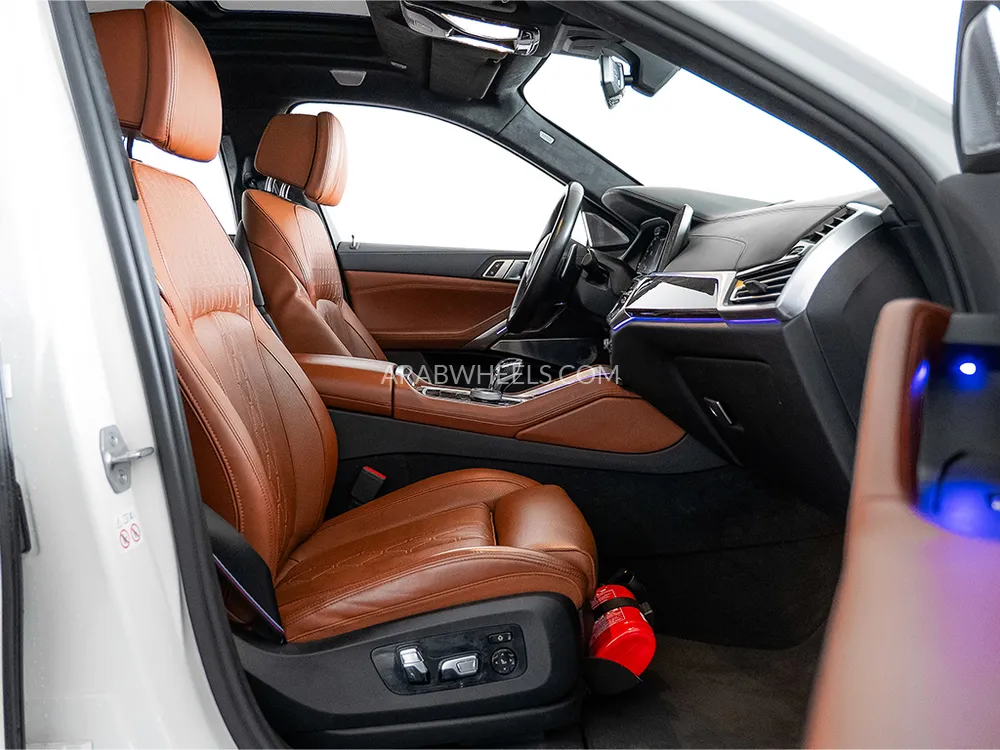 BMW X6 2023 for Sale in Dubai Image-8