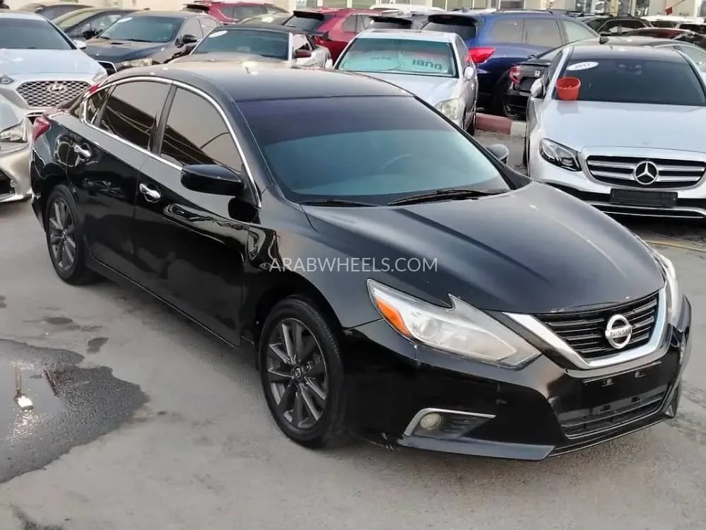 Nissan Altima 2018 for Sale in Dubai Image-17
