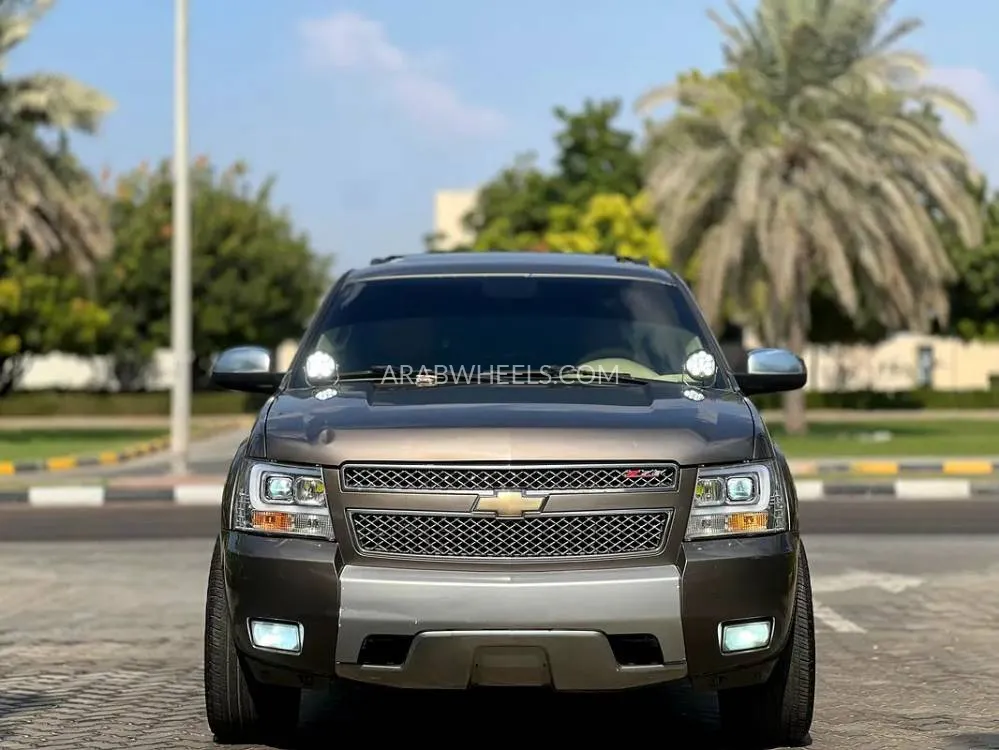 Chevrolet Tahoe 2011 for Sale in Sharjah Image-7