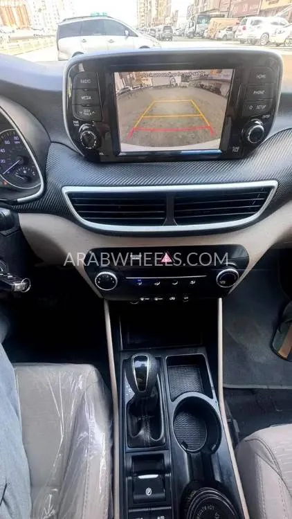 Hyundai Tucson 2020 for Sale in Sharjah Image-4