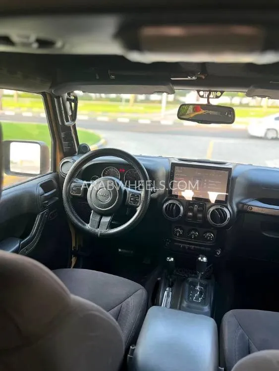 Jeep Wrangler 2014 for Sale in Sharjah Image-7