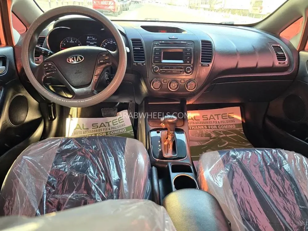 Kia Cerato 2018 for Sale in Sharjah Image-7