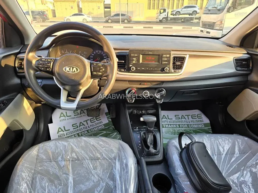 كيا ريو 2018 for Sale in الشارقة Image-8