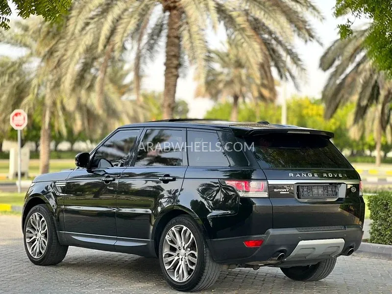 Land Rover Range Rover Sport 2015 for Sale in Sharjah Image-2