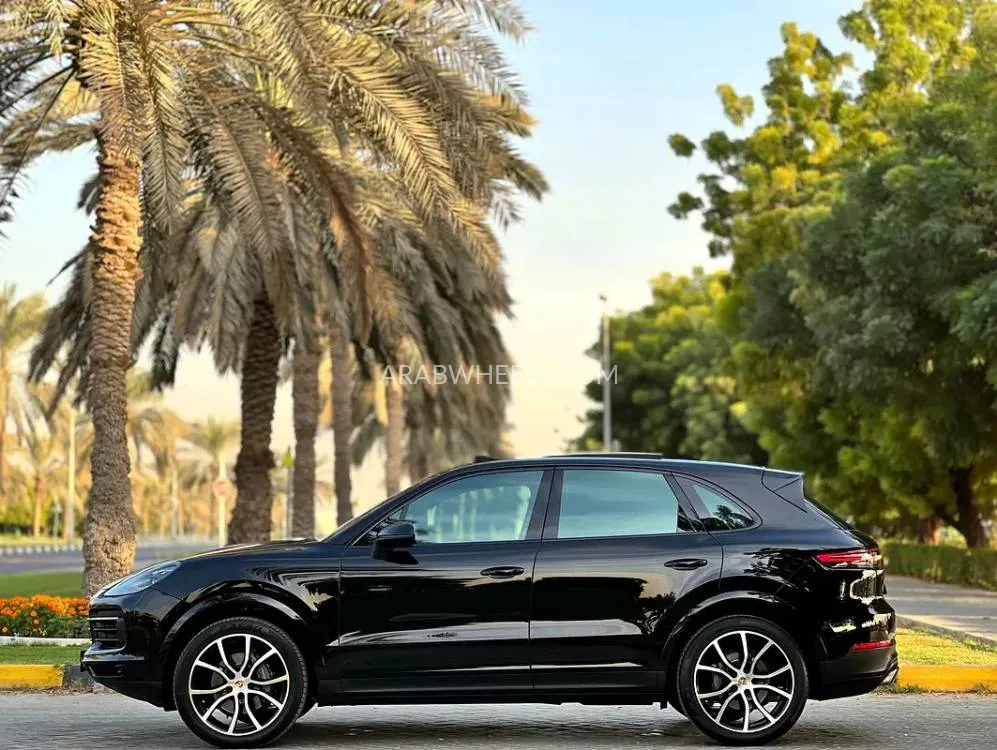 Porsche Cayenne 2019 for Sale in Sharjah Image-19