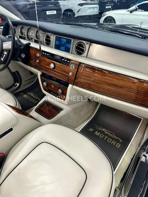 Rolls Royce Phantom 2011 for Sale in Dubai Image-19