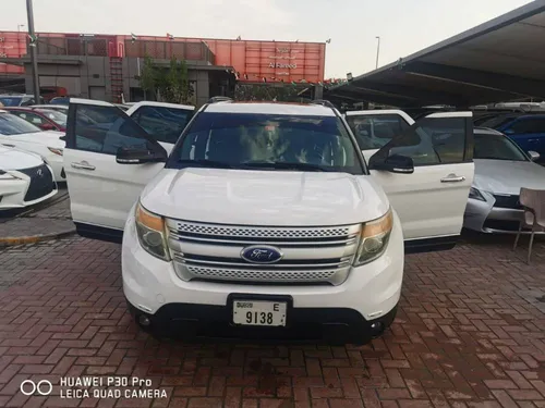 Ford Explorer 3.5L V6 Base 2014