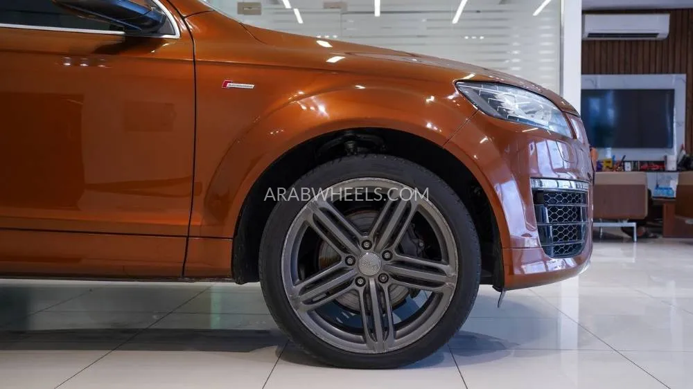 Audi Q7 2015 for Sale in Sharjah Image-20