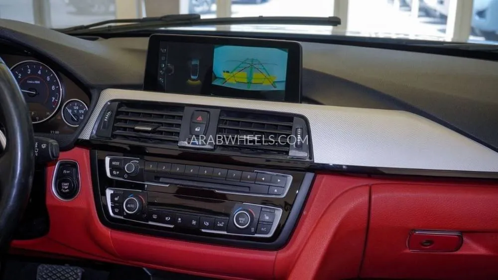 BMW 4 series 2017 for Sale in Sharjah Image-7