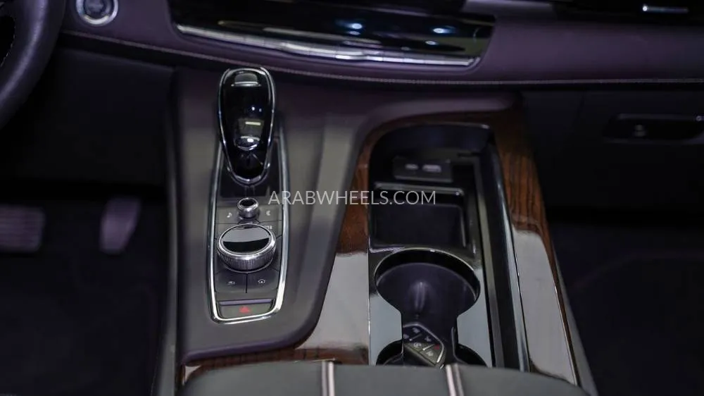 Cadillac Escalade 2024 for Sale in Sharjah Image-9