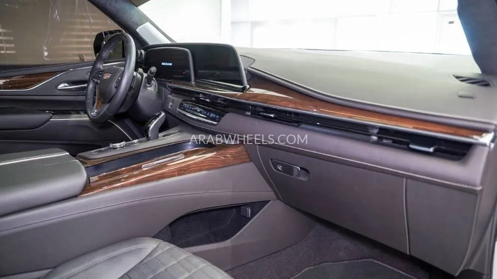Cadillac Escalade 2024 for Sale in Sharjah Image-15