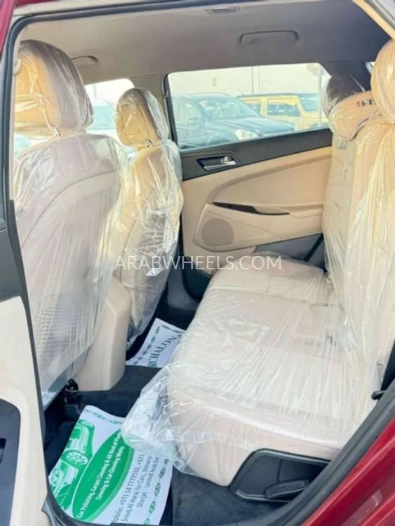 Hyundai Tucson 2016 for Sale in Sharjah Image-9