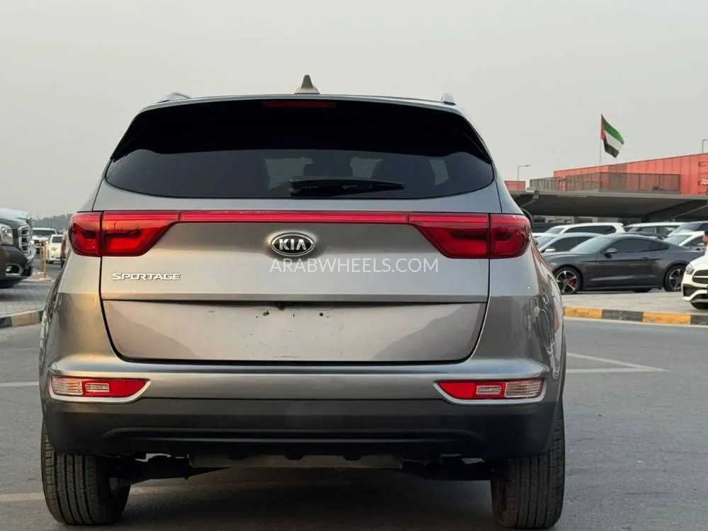Kia Sportage 2018 for Sale in Sharjah Image-13