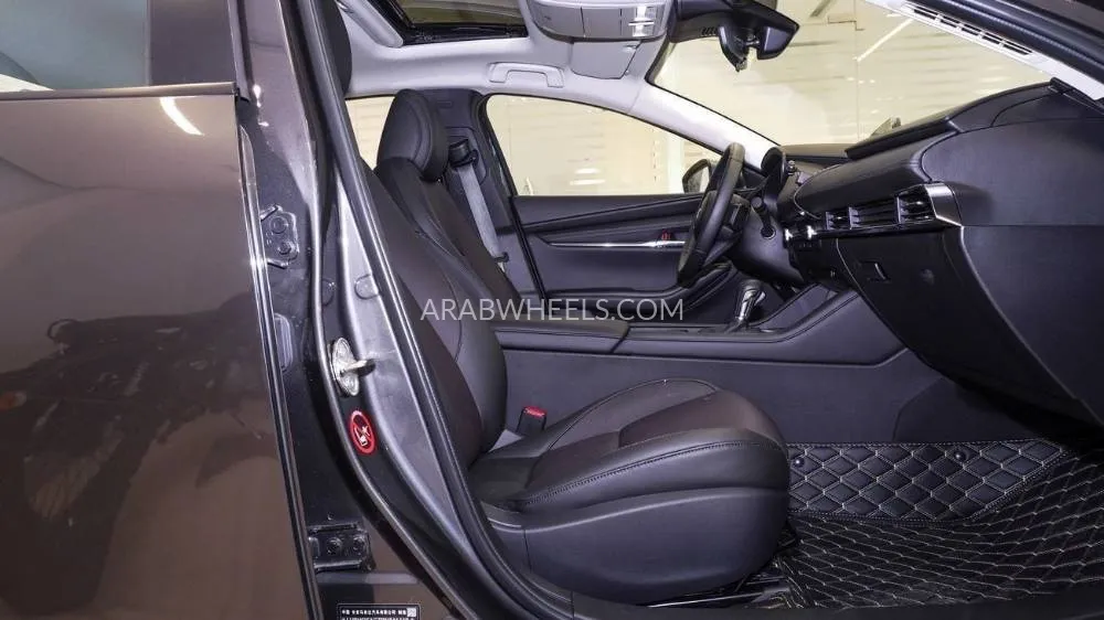 Mazda 3 2025 for Sale in Sharjah Image-17