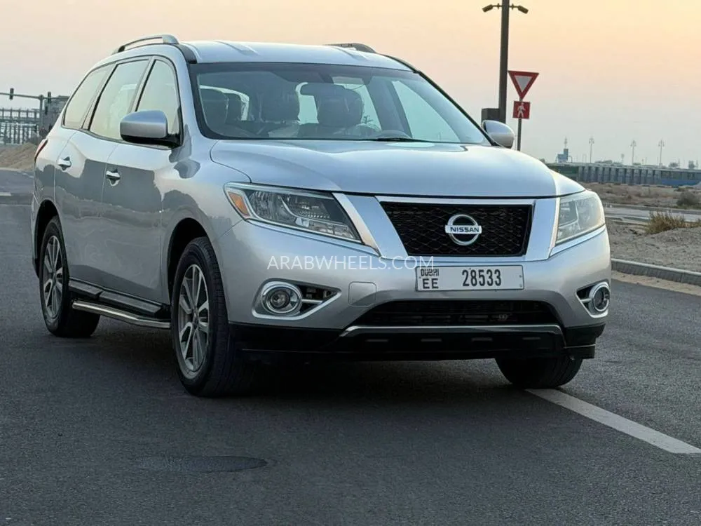 Nissan Pathfinder 2013 for Sale in Sharjah Image-4