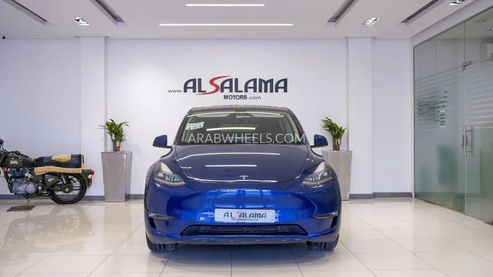 Tesla Model Y 2023 for Sale in Sharjah Image-2
