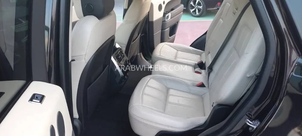 Land Rover Range Rover Sport 2019 for Sale in Dubai Image-11