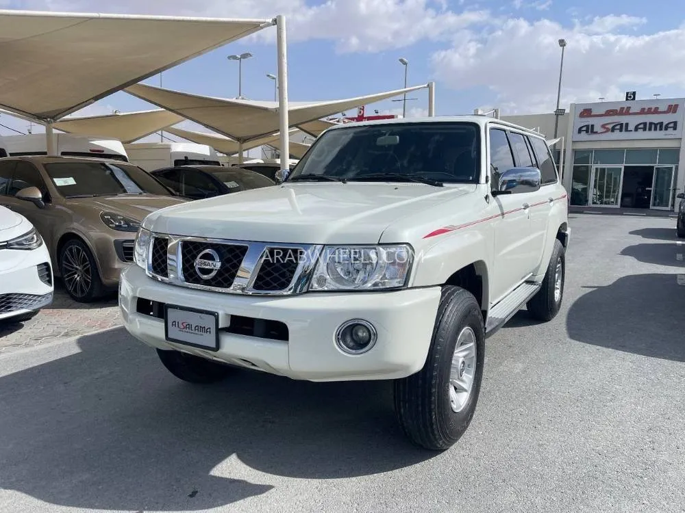 نيسان باترول 2023 for Sale in الشارقة Image-3