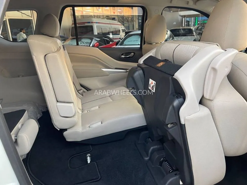 Nissan Xterra 2024 for Sale in Dubai Image-11