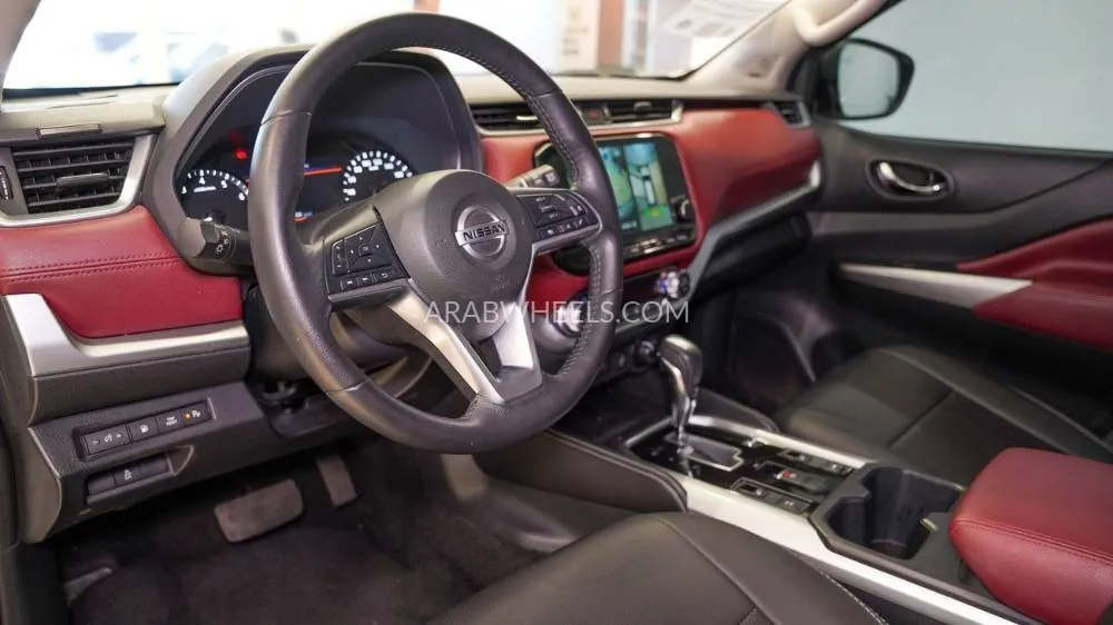 Nissan Xterra 2023 for Sale in Sharjah Image-5