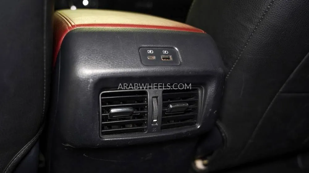 Nissan Xterra 2023 for Sale in Sharjah Image-11