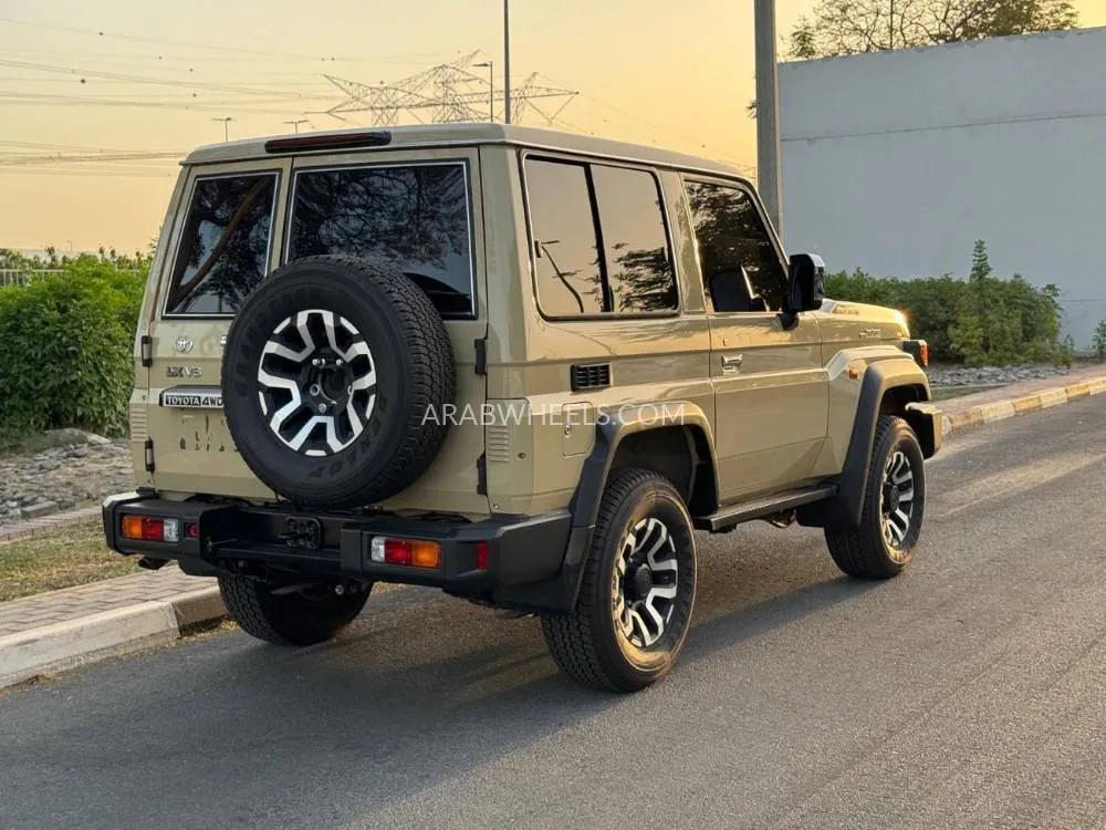 تويوتا لاند كروزر 2024 for Sale in دبي Image-11