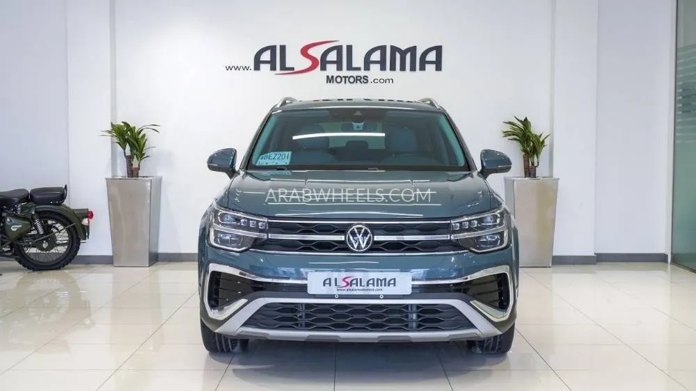 Volkswagen Taos 2023 for Sale in Sharjah Image-2