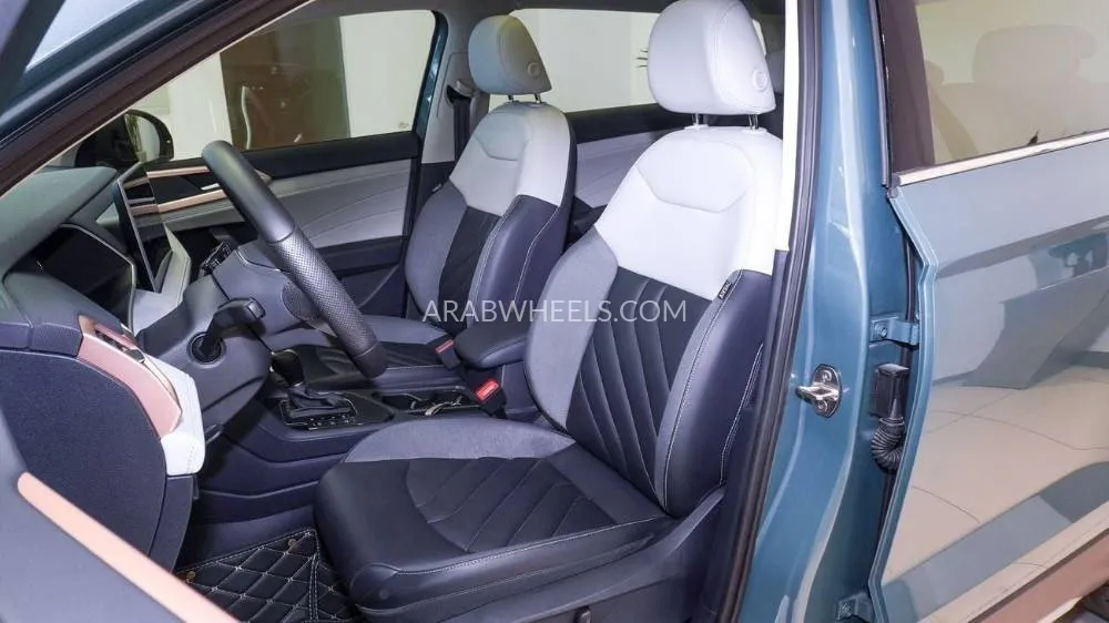 Volkswagen Taos 2023 for Sale in Sharjah Image-16