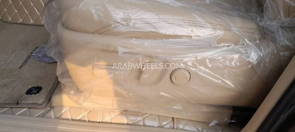 Toyota Land Cruiser Prado 2015 for Sale in Dubai Image-9