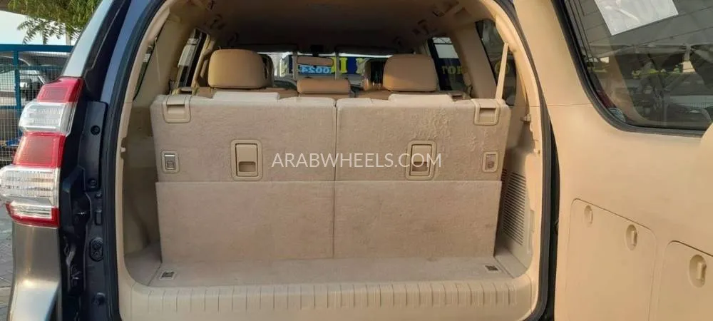 Toyota Land Cruiser Prado 2015 for Sale in Dubai Image-14