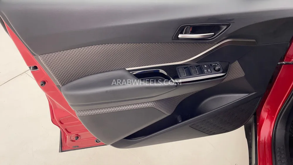 Toyota C-HR 2021 for Sale in Dubai Image-19