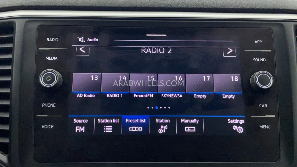 Volkswagen Teramont 2022 for Sale in Dubai Image-15