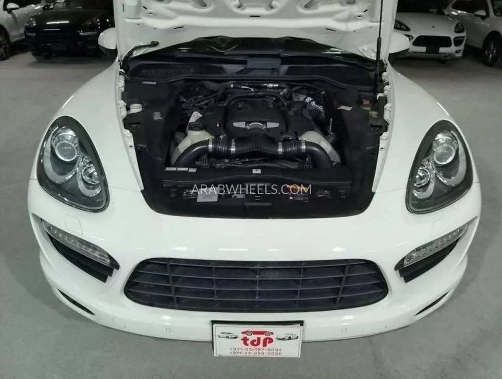 Porsche Cayenne 2011 for Sale in Dubai Image-12