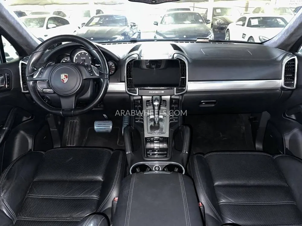 بورشه كايين 2011 for Sale in دبي Image-16