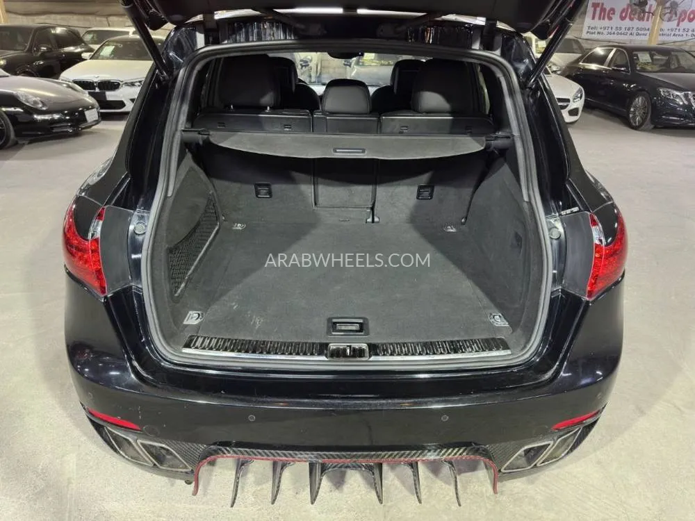 Porsche Cayenne 2012 for Sale in Dubai Image-12
