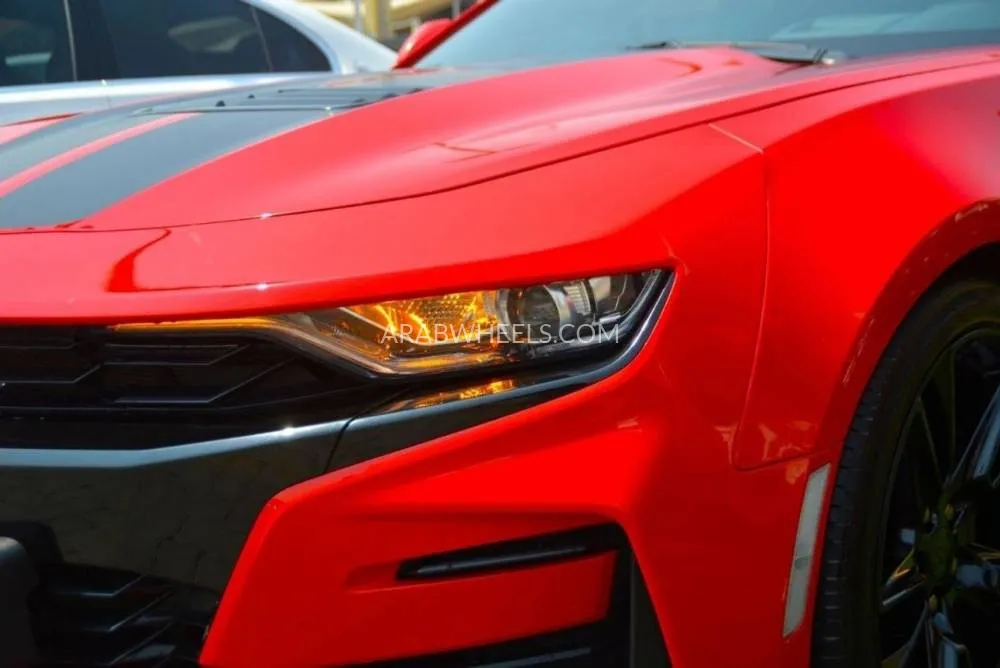 Chevrolet Camaro 2019 for Sale in Sharjah Image-17
