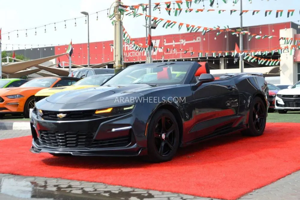 شيفروليه كامارو 2020 for Sale in الشارقة Image-3