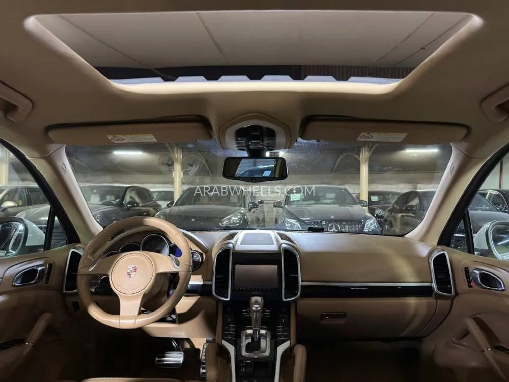 Porsche Cayenne 2012 for Sale in Dubai Image-22