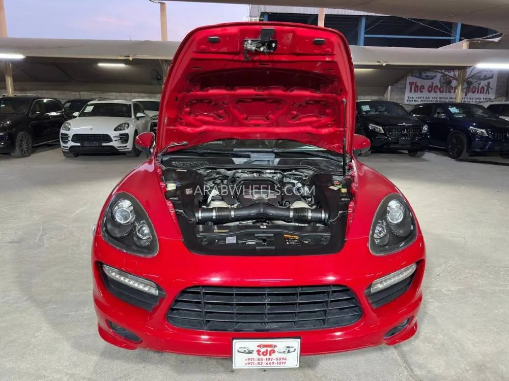 Porsche Cayenne 2013 for Sale in Dubai Image-9