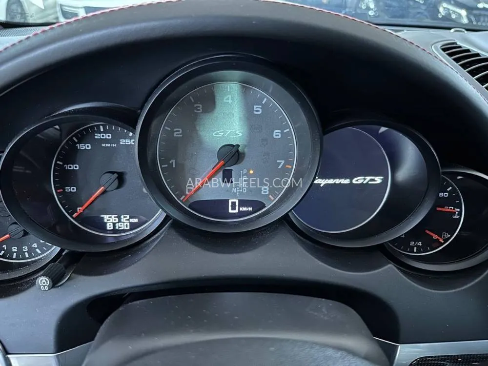 Porsche Cayenne 2013 for Sale in Dubai Image-15