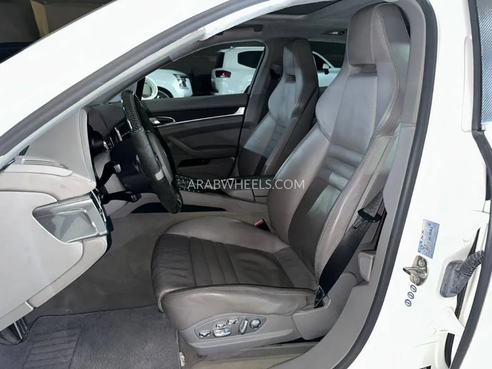 Porsche Panamera 2010 for Sale in Dubai Image-13